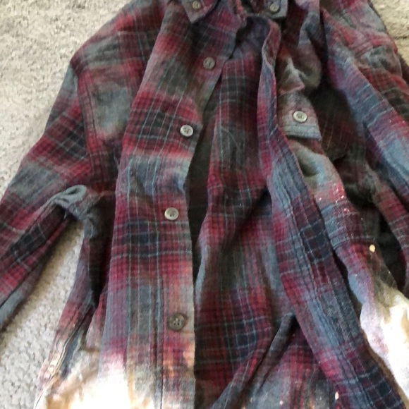 Flannel - Picture 2 of 4